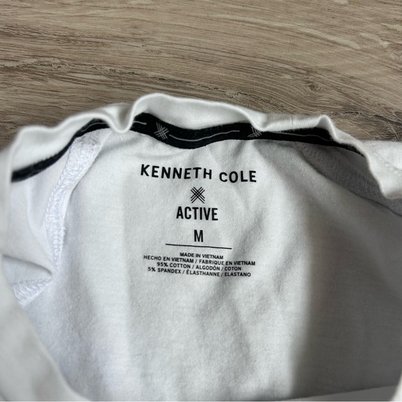 Kenneth Cole Active Tee - Picture 2 of 3